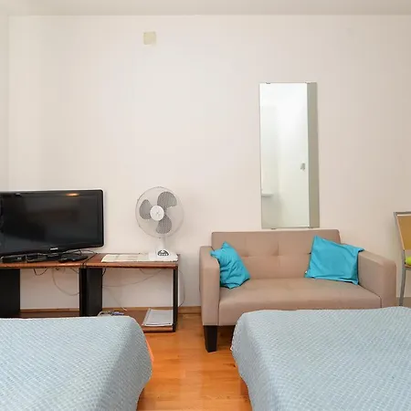 Apartman Kresimir 1966 *