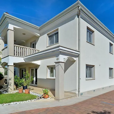 Kresimir 1966 Apartment